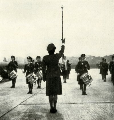 W.A.A.F. Band on Parade, c1943. af Cecil Beaton
