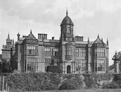 Arley Hall af Charles Latham