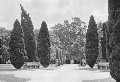 The Crossways, South Garden af Charles Latham
