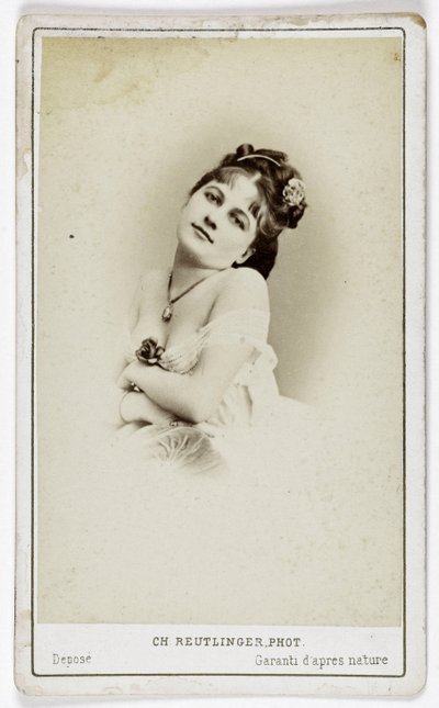 Portræt af skuespillerinden Henriette Victoire Drouard (1851-1923). af Charles Reutlinger