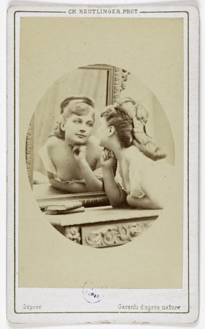 Portræt af skuespillerinden Henriette Victoire Drouard (1851-1923). af Charles Reutlinger