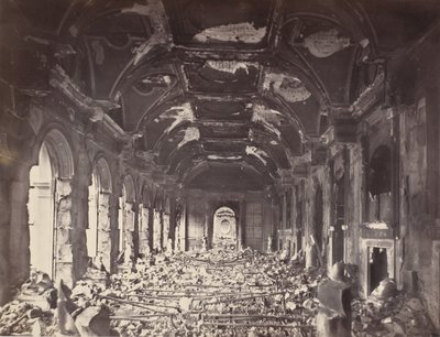 Statsrådets store sal, maj 1871. af Charles Soulier