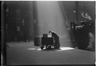 Liverpool Street Station, Liverpool Street, City of London, Greater London Authority, c1932. af Charles William Prickett