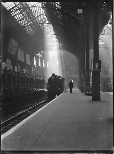 Liverpool Street Station, Liverpool Street, City of London, Greater London Authority, c1932. af Charles William Prickett