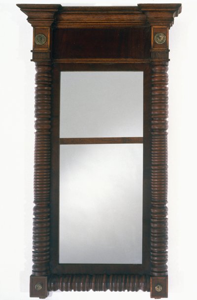 Looking Glass, ca. 1830-1837 (mahogni og kirsebær; østlig hvid fyr, blød ahorn, messing og spejlglas) af Charles del Vecchio