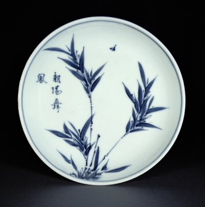Blåt og hvidt kosometsuke tallerkenfad malet med bambus og kalligrafi, Tianqi mærke og periode, 1621-27 (porcelæn) af Chinese School