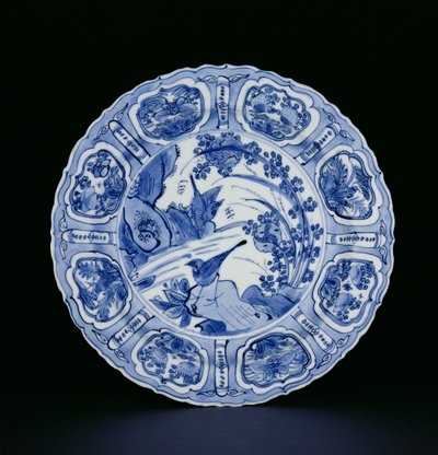 Blå og hvid kraakplade malet med fugle i et landskab, Hejremærke, Wanli, 1595-1605 (porcelæn) (se 205991) af Chinese School