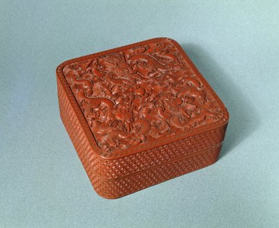 Udskåret æske, 1700-tallet (cinnoberlak) af Chinese School