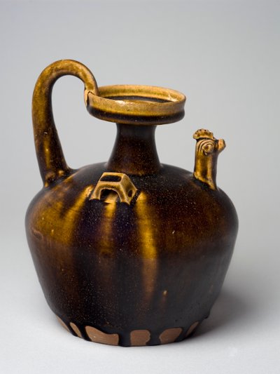 Hu med hønsehoved dekoration, Eastern Jin, 317-420 (glaseret varer) af Chinese School