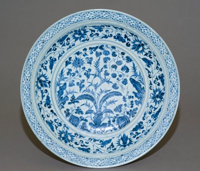 Stort fad, slutningen af det 14. århundrede (porcelæn) af Chinese School