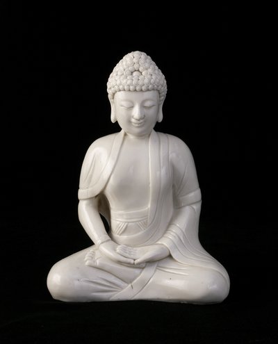 Siddende Buddha, Fujian-provinsen, Ming- eller Qing-dynastiet (keramik) af Chinese School