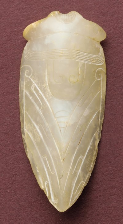 Tungeamulet i form af en cikade af Chinese School
