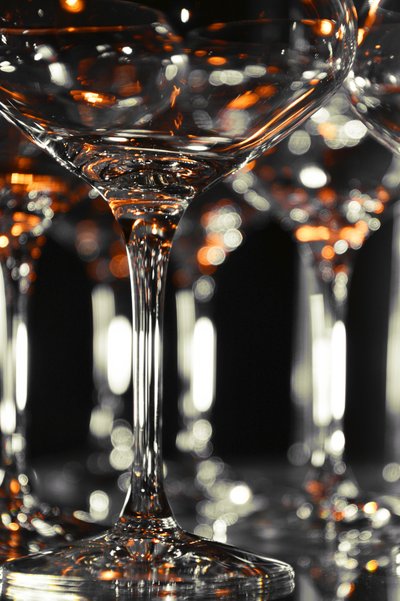 Glas til mousserende vin af Christina Sillen