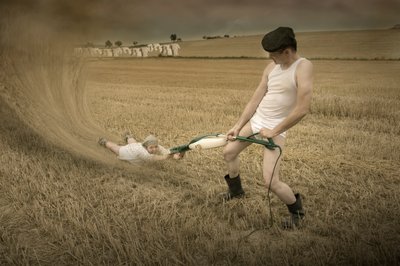 Surrealistisk feltvakuum af Christine von Diepenbroek