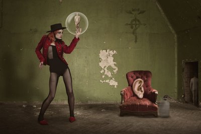 En kvindes surrealistiske boble af Christine von Diepenbroek