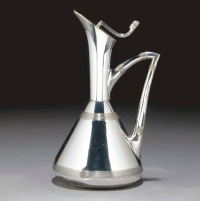 En Ewer af Christopher Dresser