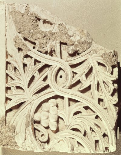 Fragment af en frise, fra klostret Apa Jeremias, Sakkara (kalksten) af Coptic Coptic