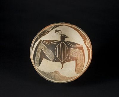 Skål med malede motiver, ca. 1060-1110 (keramik med pigment) af Culture Mimbres