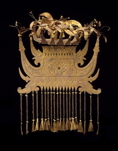 Hovedbeklædning, slutningen af det 19.-begyndelsen af det 20. århundrede (guld og guldfolie) af Culture Minangkabau