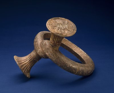 Hovedbeklædning, slutningen af det 19. eller begyndelsen af det 20. århundrede (guldplader og træ) af Culture Minangkabau