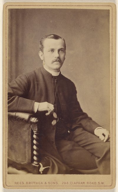 [Uidentificeret mand med overskæg, siddende]. af David Rees and Brother and Son