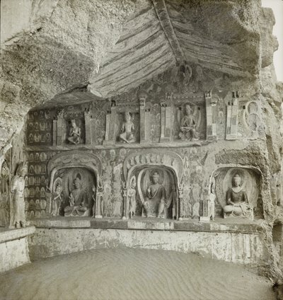 Statuer af Buddhaer og bodhisattvaer, hule 259, nordvæg, Dunhuang-huler, Kina, foto 1275/1 (114) af Desmond Parsons