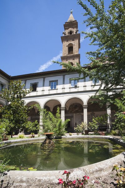 Architecture: view of the cloister of the deaddani af Domenico Baglioni