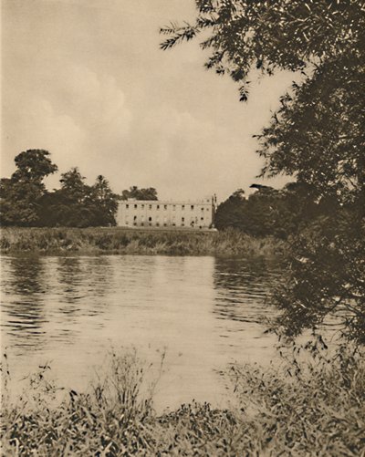 Fair Thames vasker Reedy Banks af Syon House, c1935. af Donald McLeish