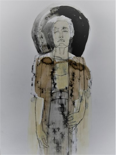 Kontemplativ kvindefigur af Doris Schmitz