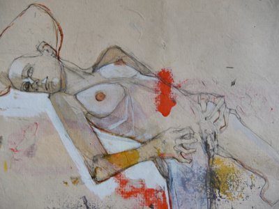 Udtryksfuld liggende nøgenfigur af Doris Schmitz