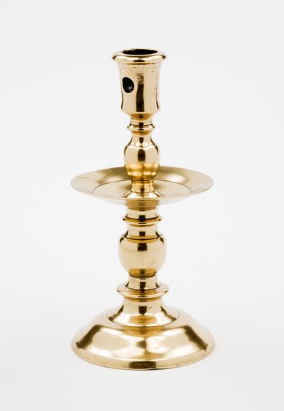 Heemskirk lysestage, sandsynligvis lavet i Holland, ca. 1590-1640 (messing) af Dutch School