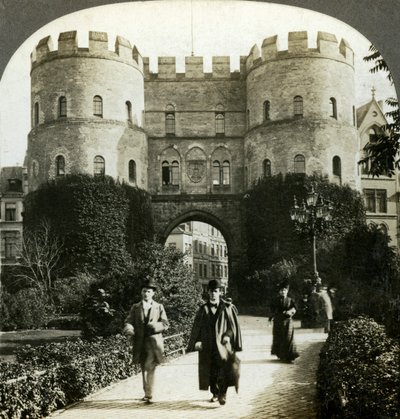 Romerske byporte, Köln, Tyskland. af E. W. Kelley