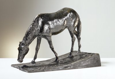Hest ved trug (bronze) af Edgar Degas