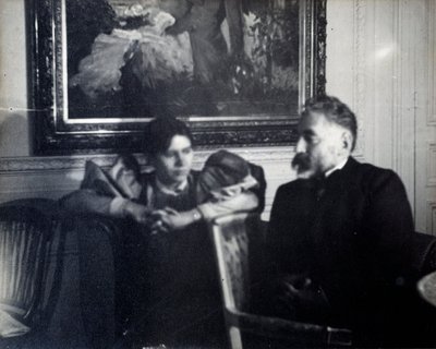 Portræt af forfatteren Stephane Mallarme (1842-1898) og Paule Gobillard, niece af Berthe Morisot”” Fotografi af Edgar Degas (1834-1917) 1896 Søn. 0,29x0,37 m Paris, musee d