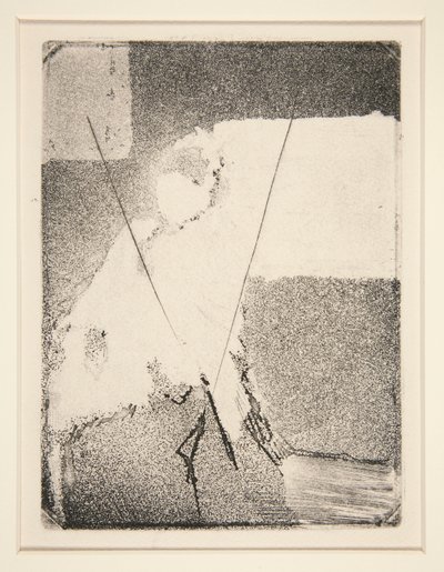 Siddende kvinde i motorhjelm og sjal af Edgar Degas