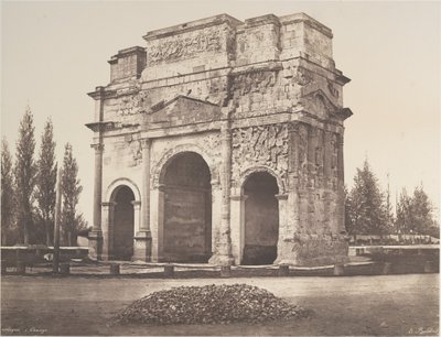 Antik bue i Orange af Édouard Baldus