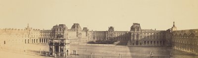 [Panoramaudsigt over det nye Louvre, Cour Napoléon og Carrousel, taget fra Tuilerierne]. af Édouard Baldus