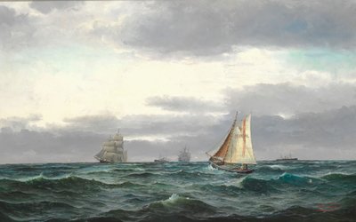 Marine med flere skibe, grå regnfulde skyer og en smule blå himmel af Edvard Skari
