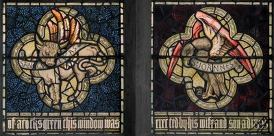 Birmingham, Acocks Green, St Mary The Virgin, Morris & Co., Edward Burne-Jones, John Henry Dearle (1859-1932), Symbols of The Evangelists, St Luke & St John, 1895 af Edward Coley and Dearle Burne Jones