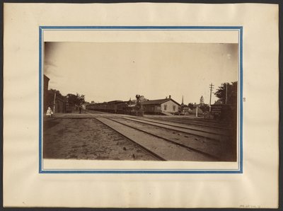 [Jernbanestation, Maple City] af Edward H. Hart