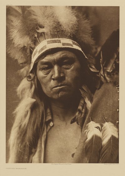 [En Liksiyu-kriger] af Edward S. Curtis
