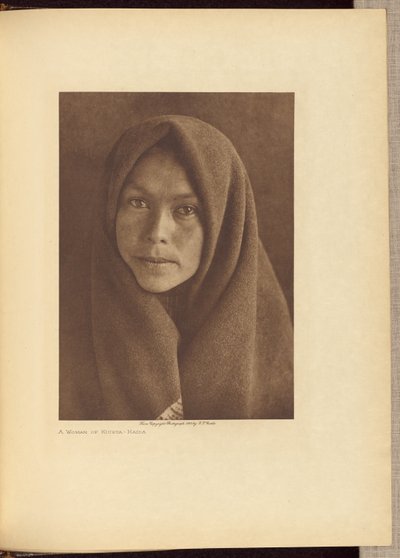 En kvinde af Kiusta - Haida af Edward S. Curtis