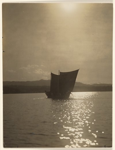 [I det grå morgengry vendte Yaklus-krigerne sig bort] af Edward S. Curtis