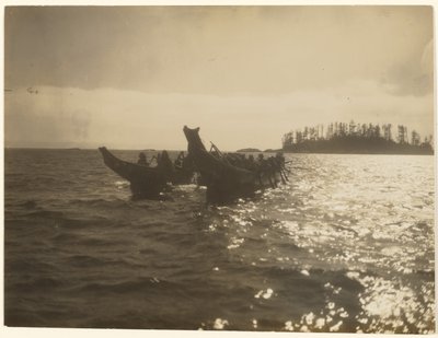[Vanvittigt kørte de deres fartøjer over vandet]. af Edward S. Curtis