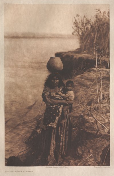 Mappe II, plade 58: Mohave Water Carrier af Edward S. Curtis