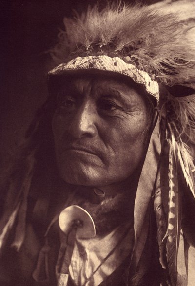 Crazy Thunder, a Sioux Teton (Oglala eller Ogalala) Foto fra bind 3 af Edward S. Curtis