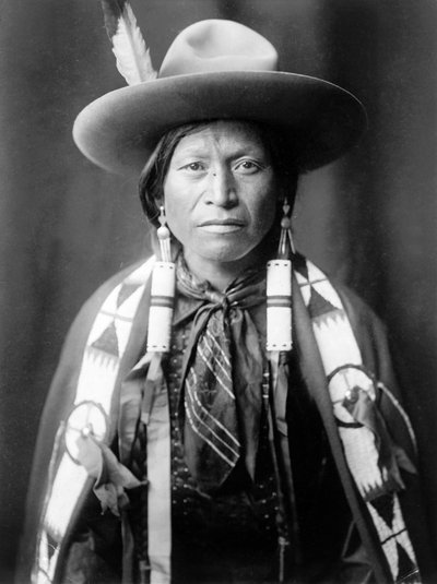 Jicarilla cowboy, New Mexico, ca. 1905, foto Edward S. Curtis af Edward Sheriff Curtis