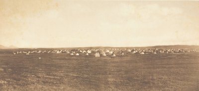 Sun Dance Campment - Piegan, 1900. af Edward Sheriff Curtis