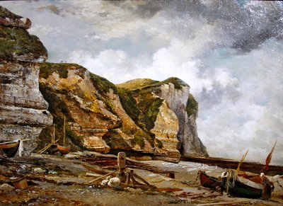 Klipper ved lavt vand med West Falaise (Etretat-klipper og både) af Edward William Cooke