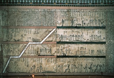 Kalkmalerier, der skildrer Amduats Bog, Solbådens rejse, på gravkamrenes østvæg af Egyptian 18th Dynasty